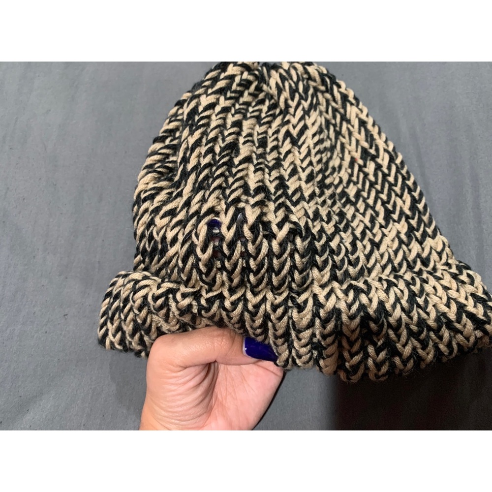 Crochet Beanies! 🧶🧶 - Picture 3 of 4